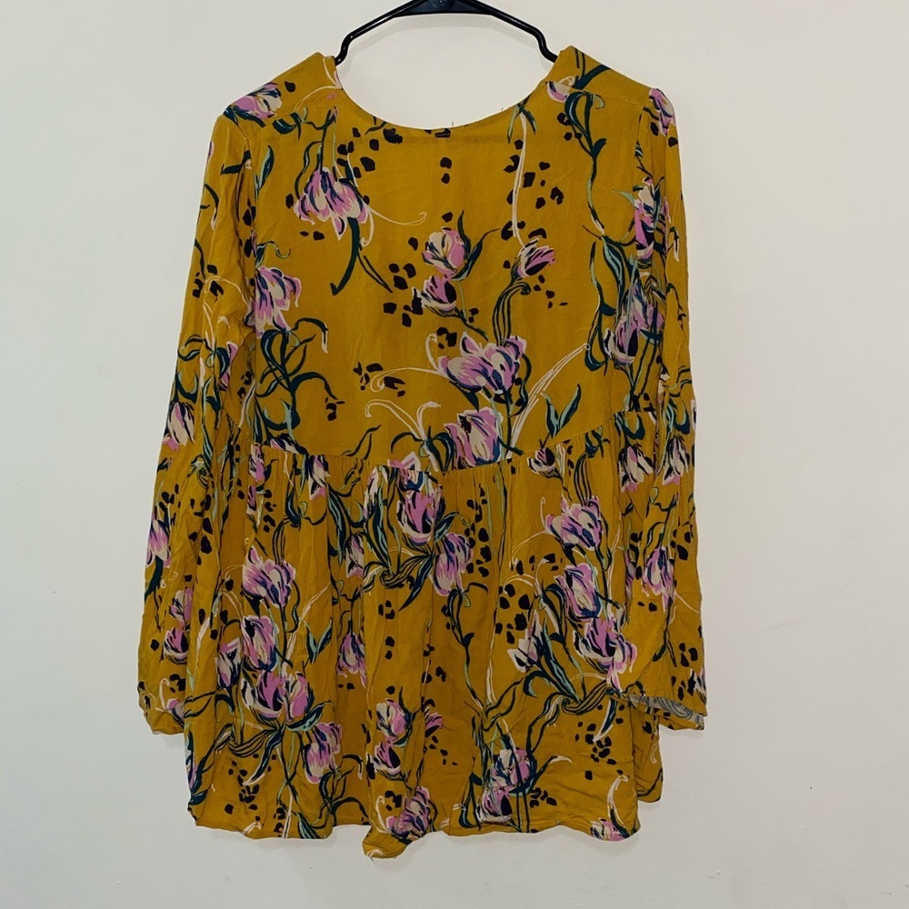 Free People Top - Picture 3 of 4